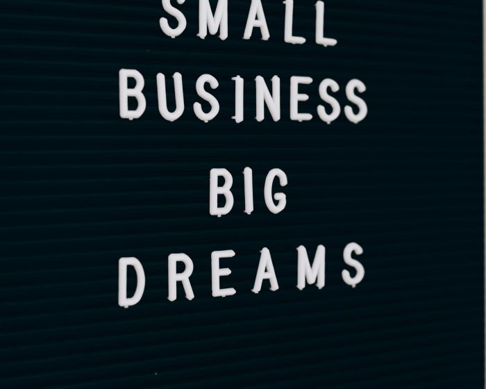 pexels-leeloothefirst-7818109